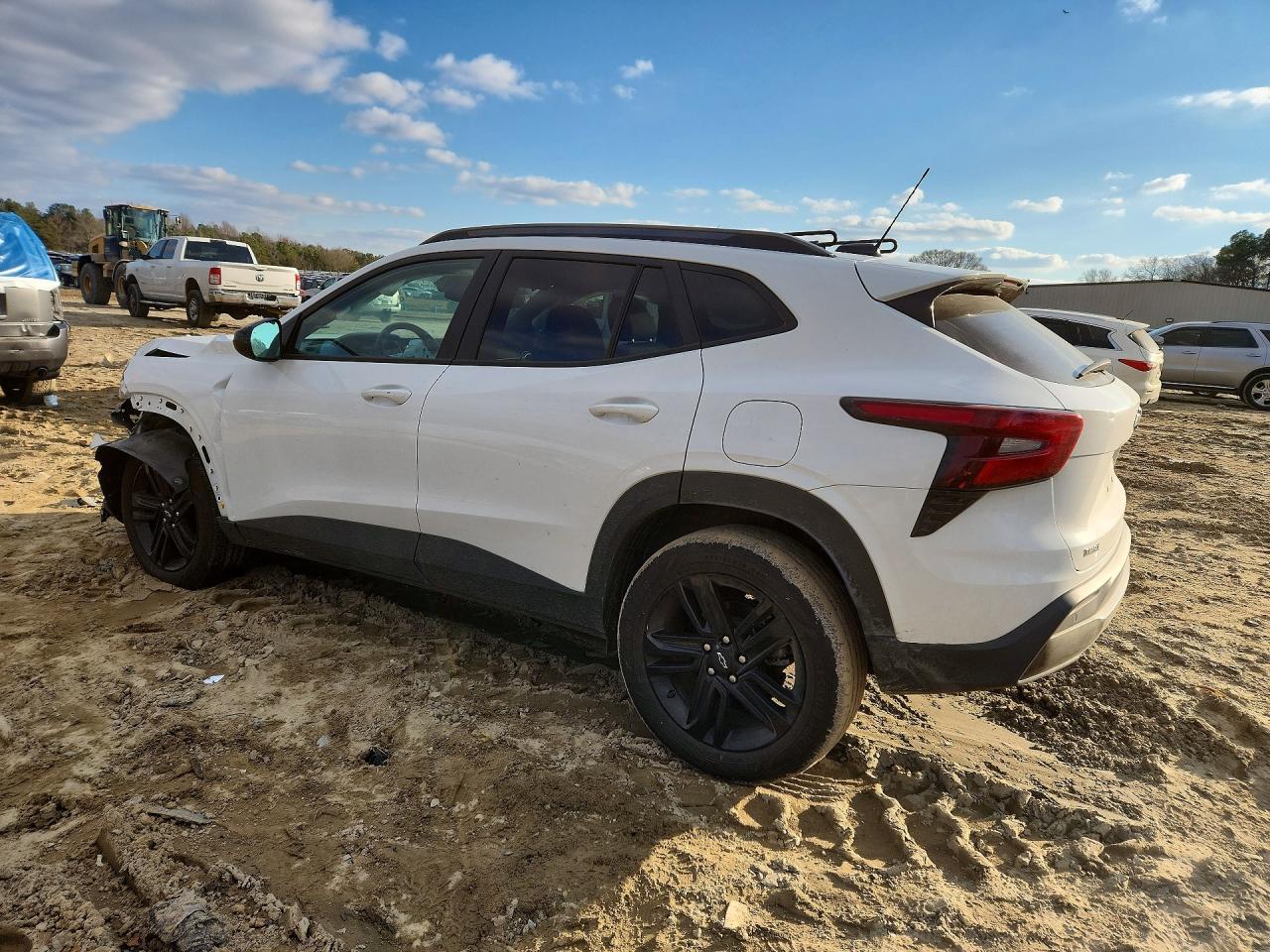 2025 CHEVROLET TRAX