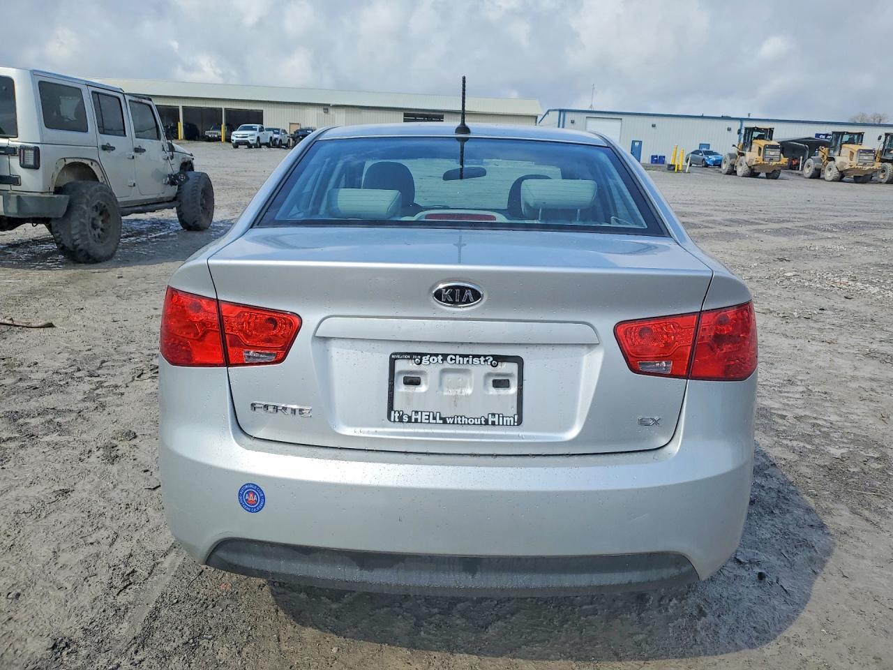 2013 KIA FORTE