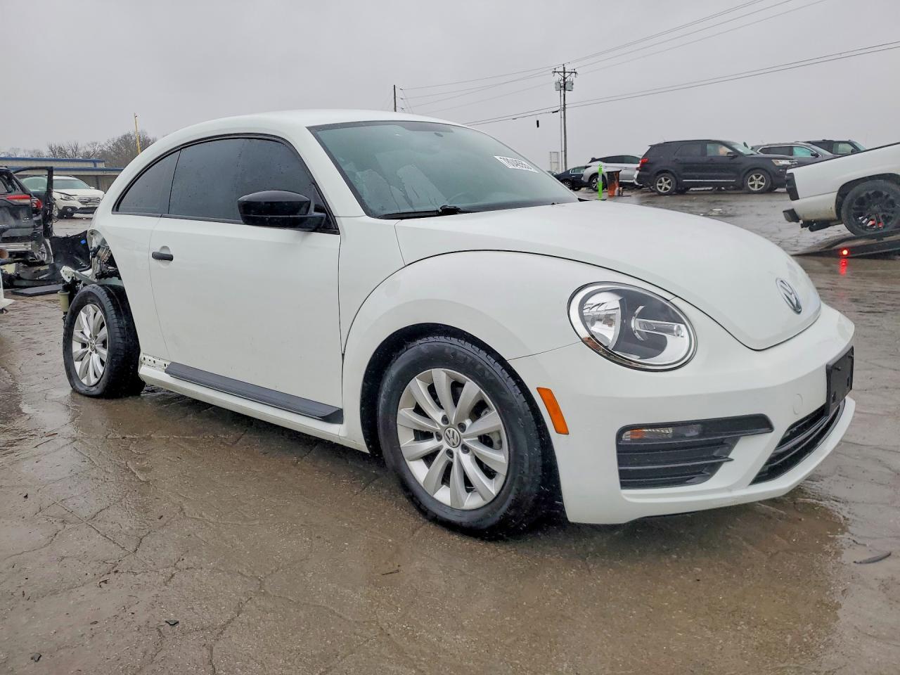 2018 VOLKSWAGEN Beetle