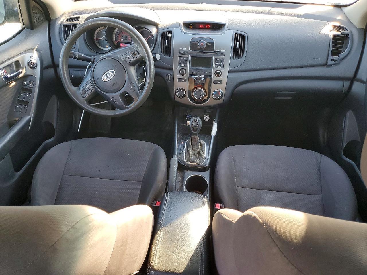 2013 KIA FORTE