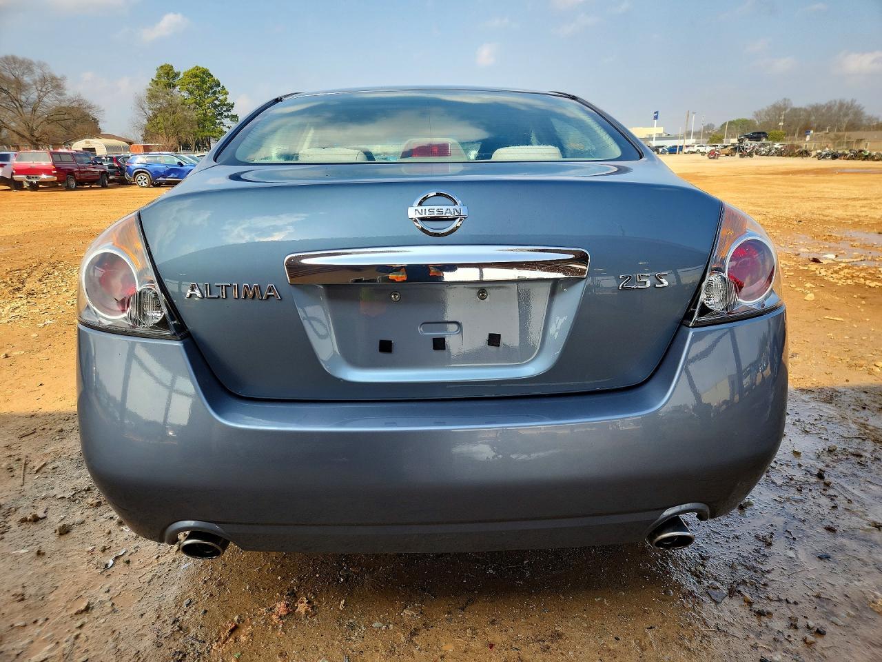 2010 NISSAN ALTIMA