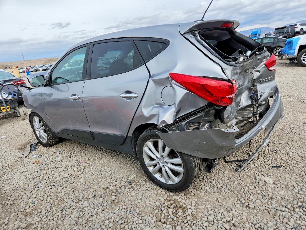 2010 HYUNDAI TUCSON
