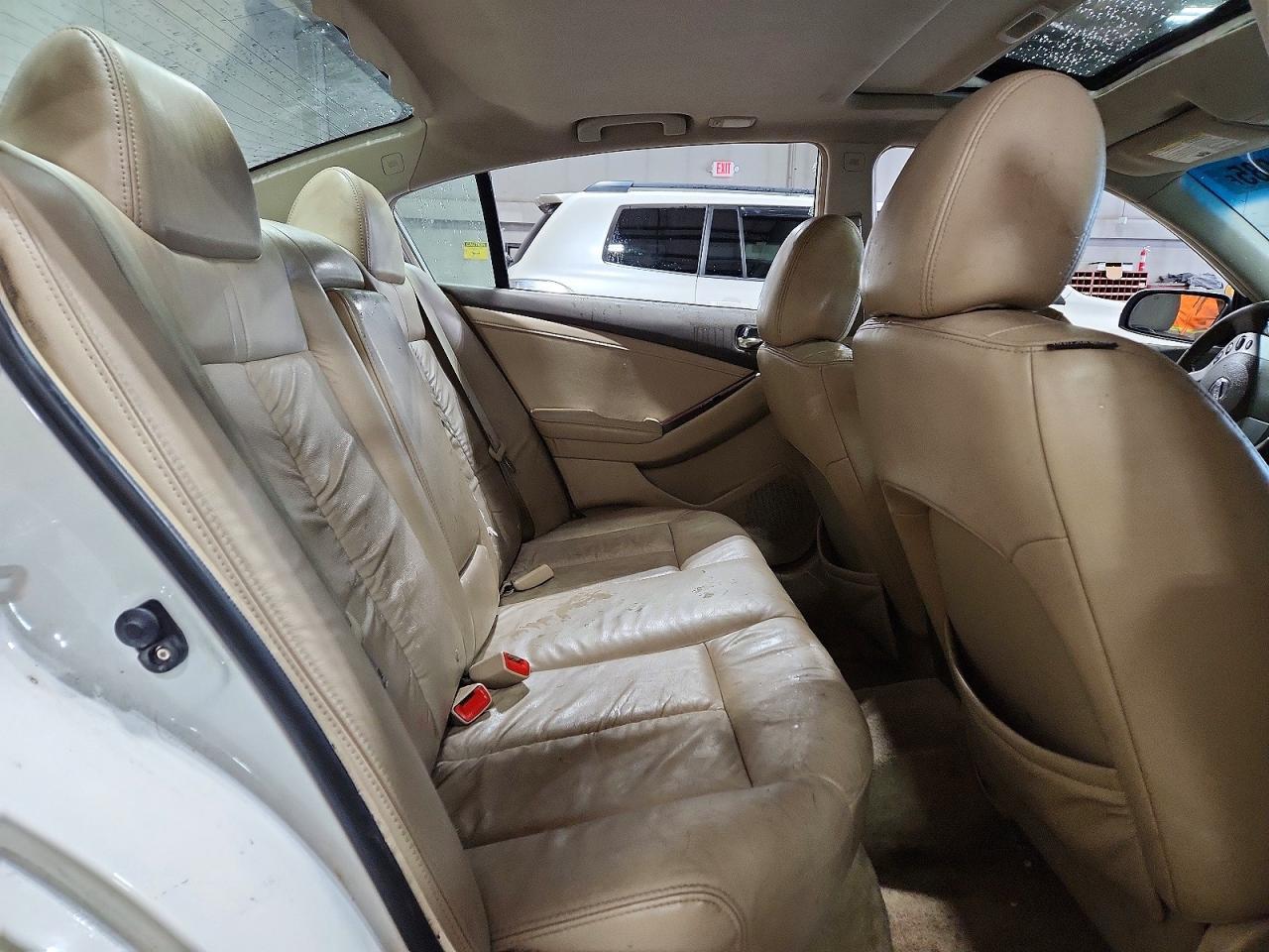 2011 NISSAN ALTIMA