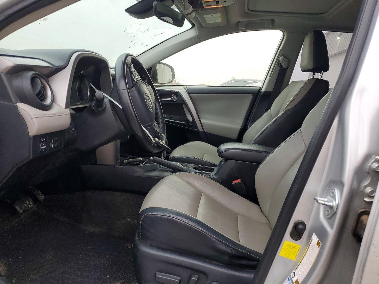 2016 TOYOTA RAV4