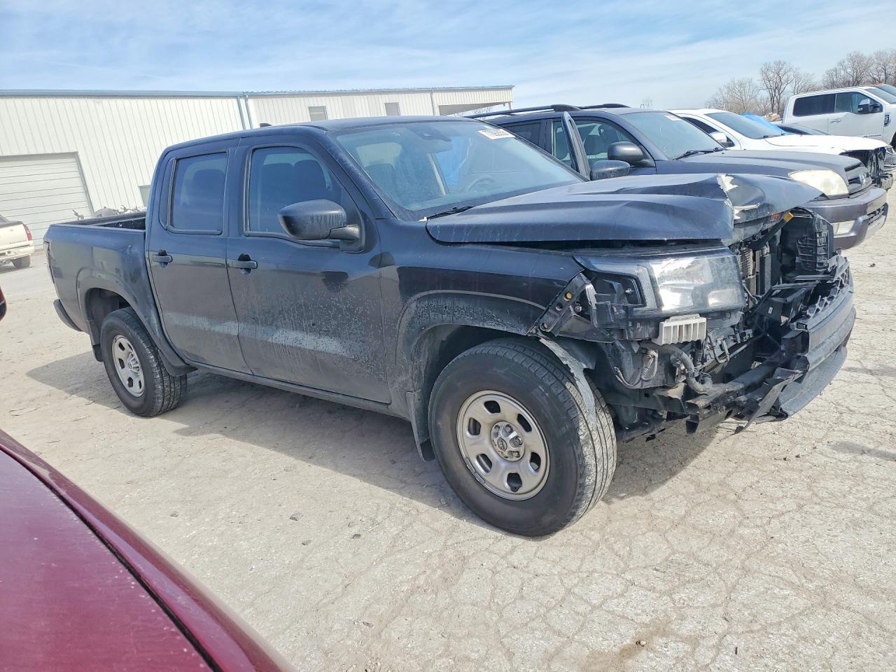 2022 NISSAN Frontier