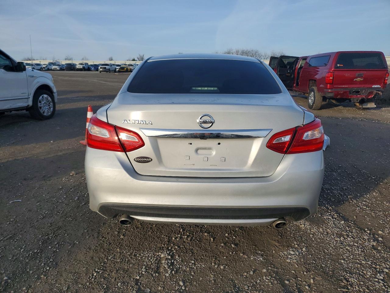 2016 NISSAN ALTIMA