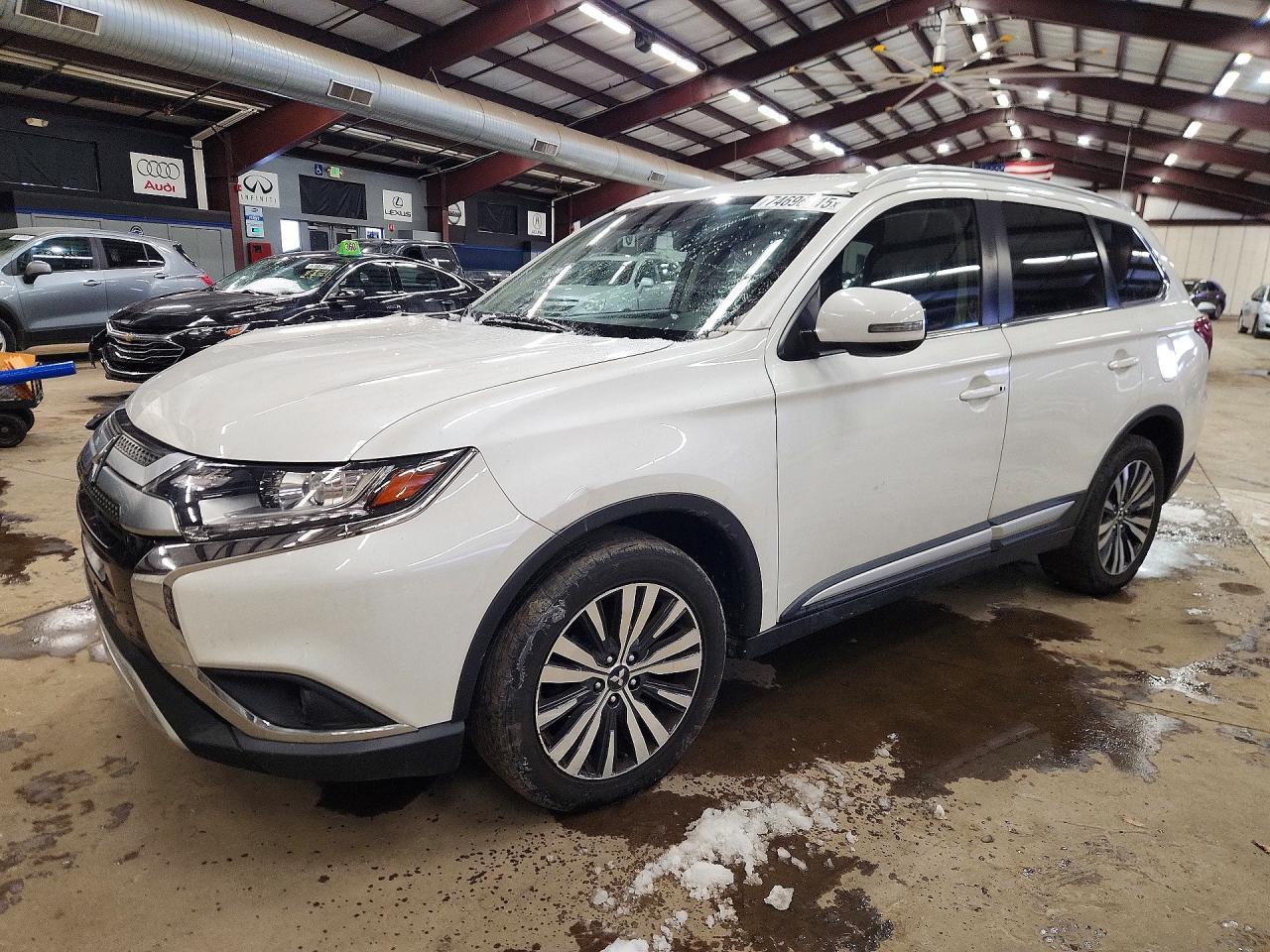 2020 MITSUBISHI outlander