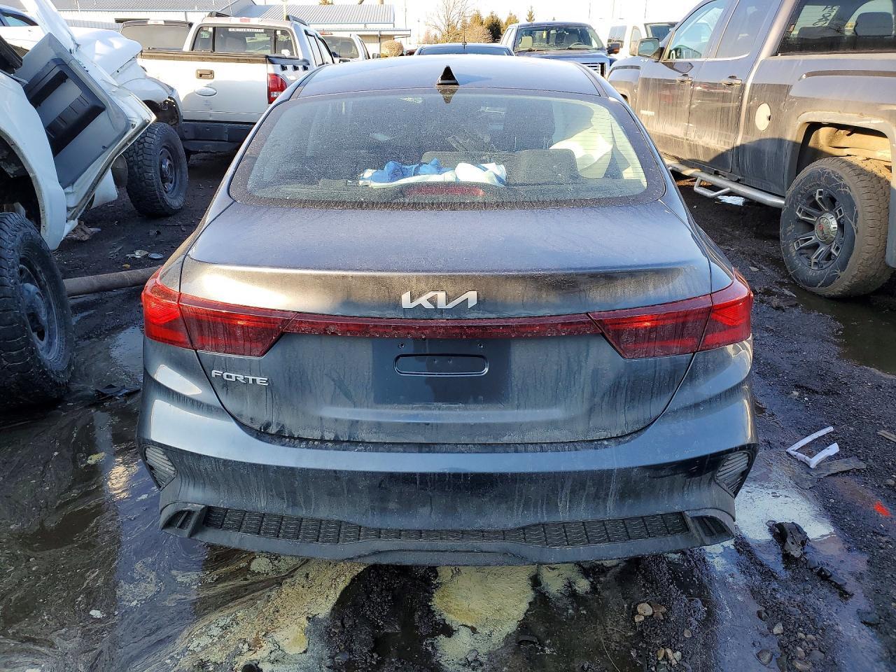 2023 KIA FORTE