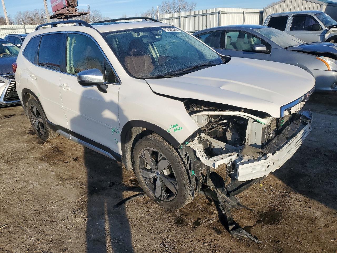 2020 SUBARU FORESTER