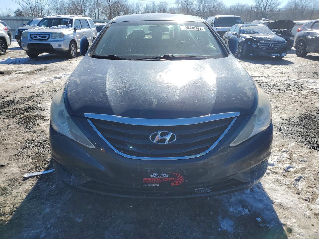 2011 HYUNDAI SONATA