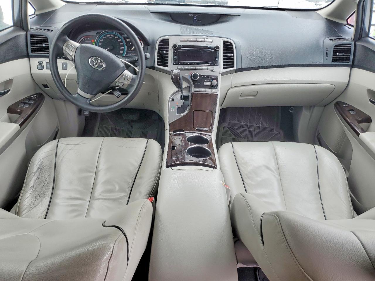 2010 TOYOTA VENZA