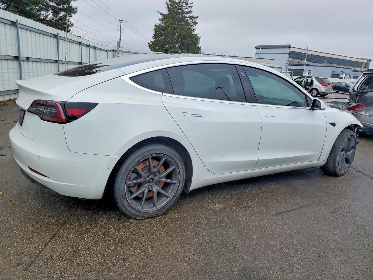 2019 TESLA MODEL 3