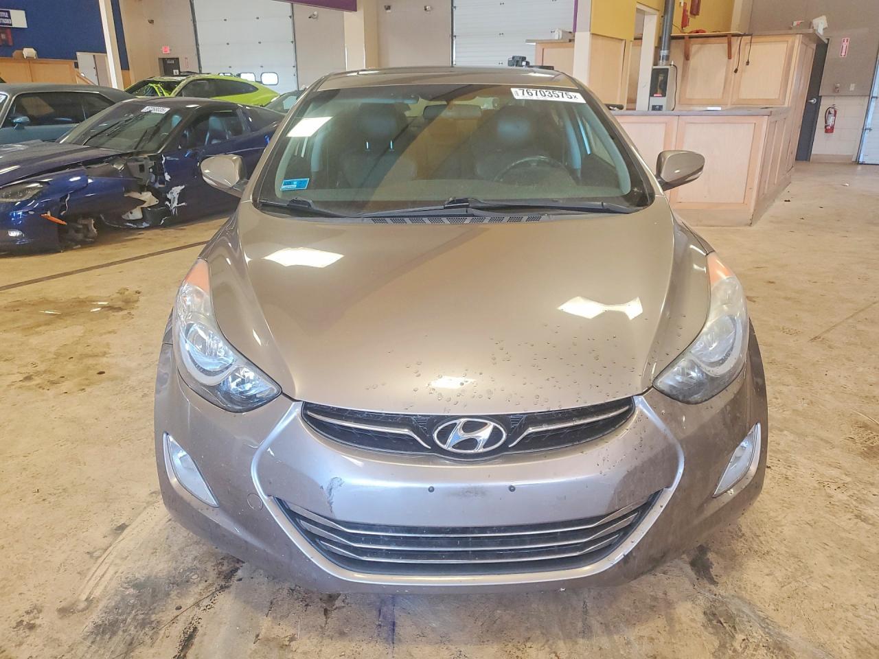 2011 HYUNDAI ELANTRA