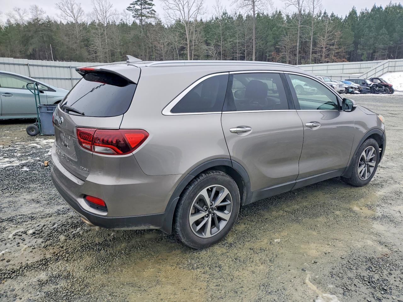 2019 KIA SORENTO