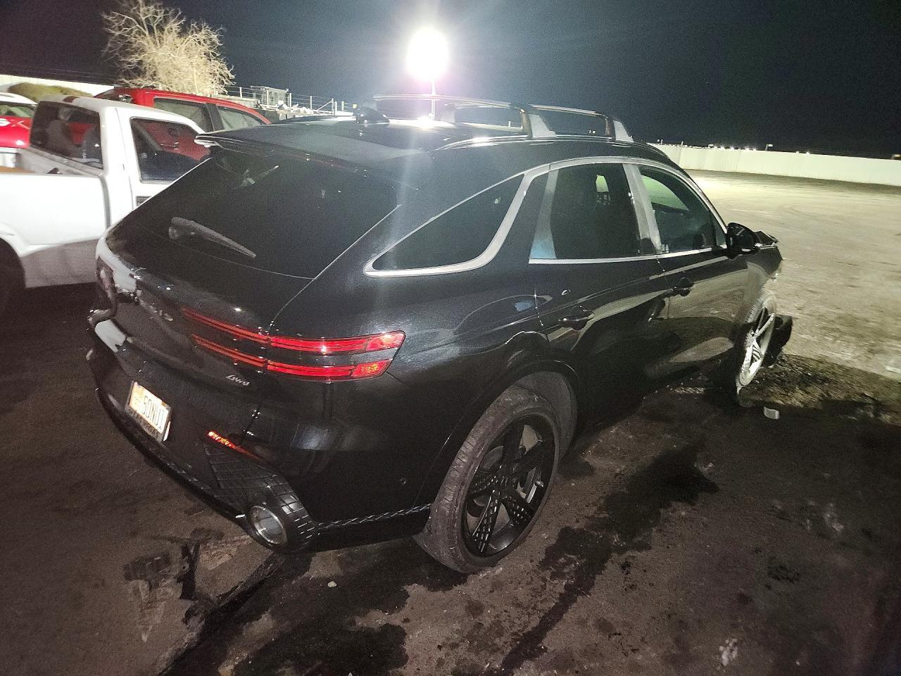 2023 GENESIS GV70