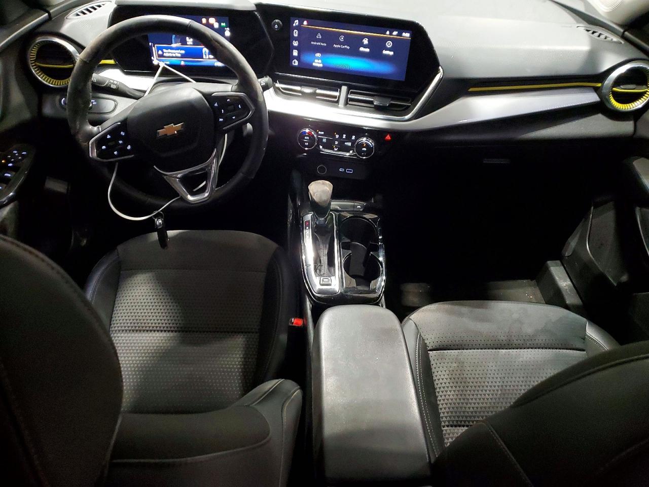 2025 CHEVROLET TRAX