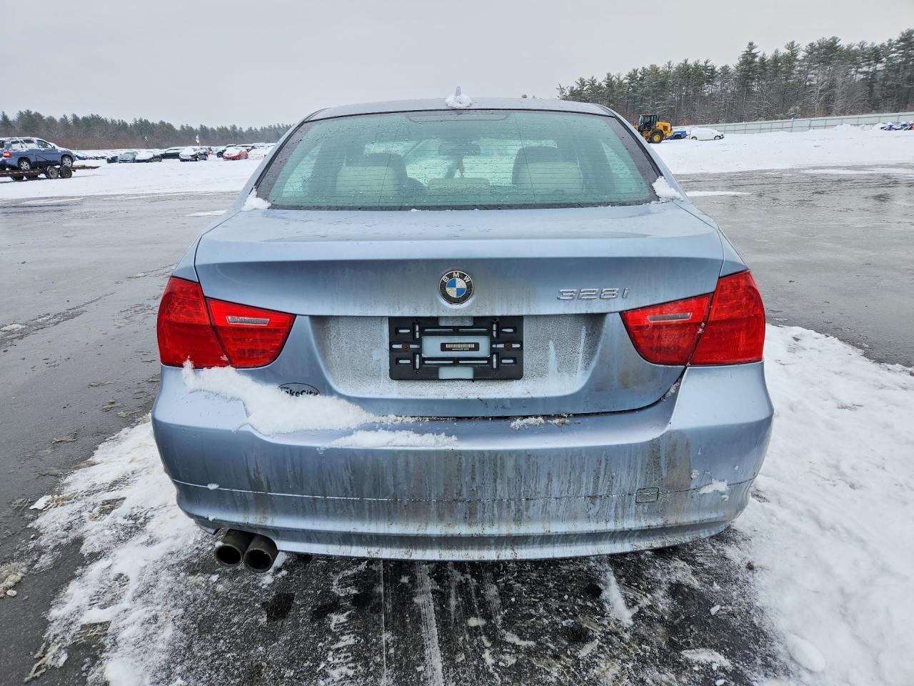 2011 BMW 3 SERIES