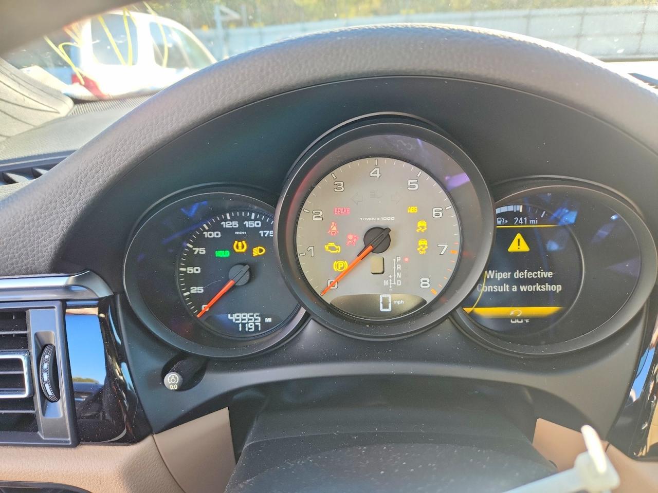 2019 PORSCHE Macan