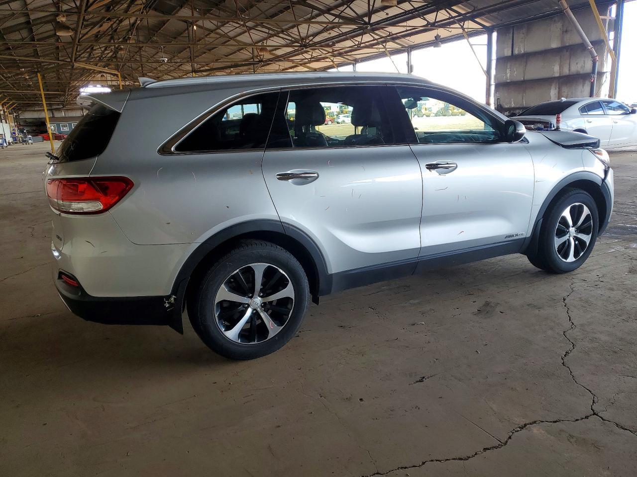 2016 KIA SORENTO