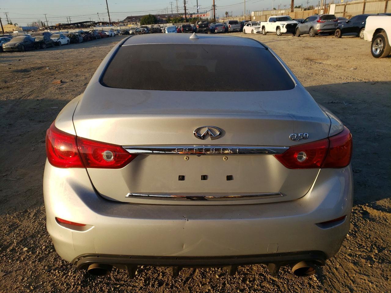 2014 INFINITI Q50