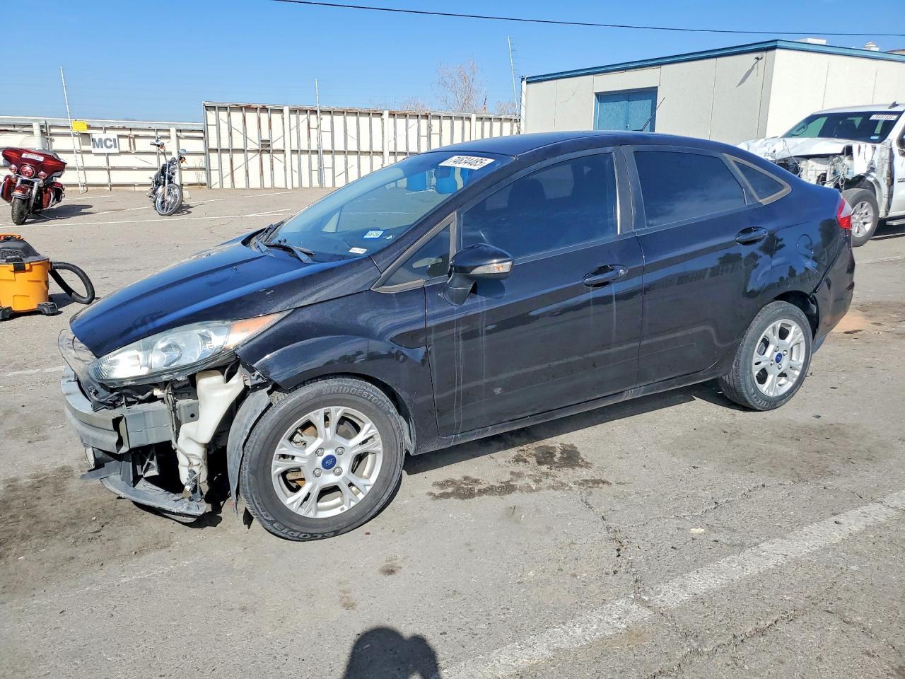 2014 FORD Fiesta
