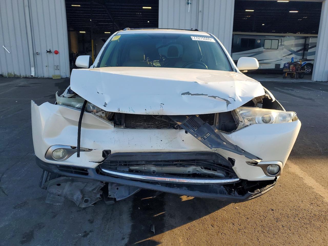 2013 TOYOTA HIGHLANDER