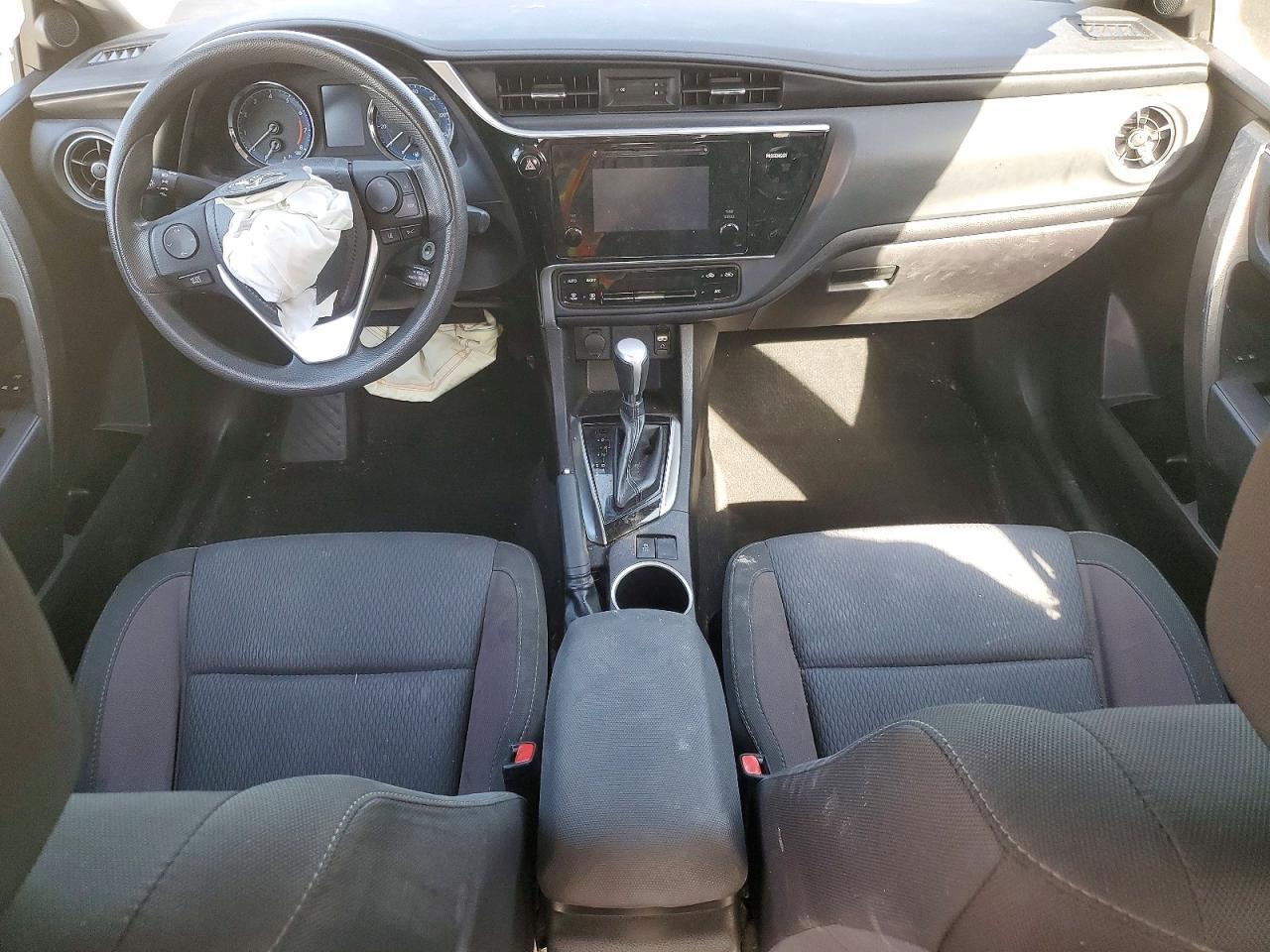 2017 TOYOTA COROLLA