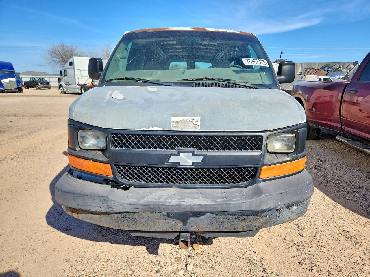 2009 CHEVROLET Express 3500