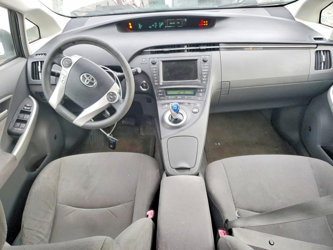 2010 TOYOTA PRIUS