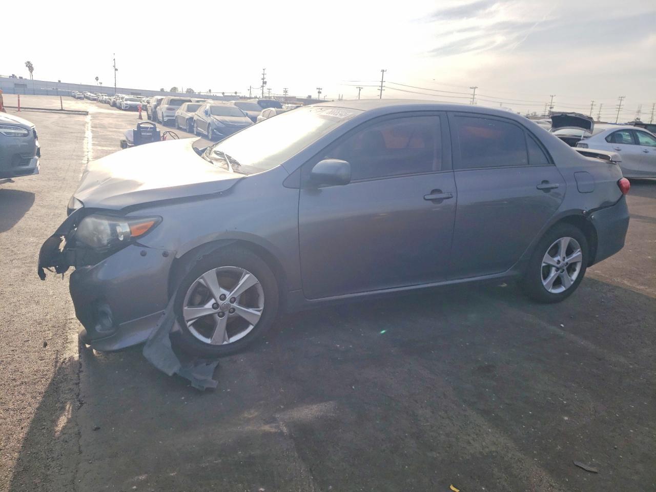 2013 TOYOTA COROLLA