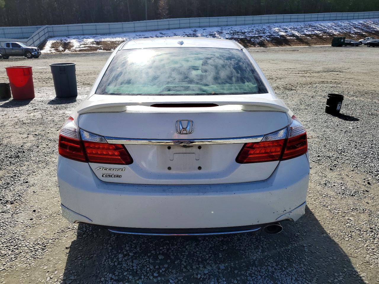 2015 HONDA ACCORD