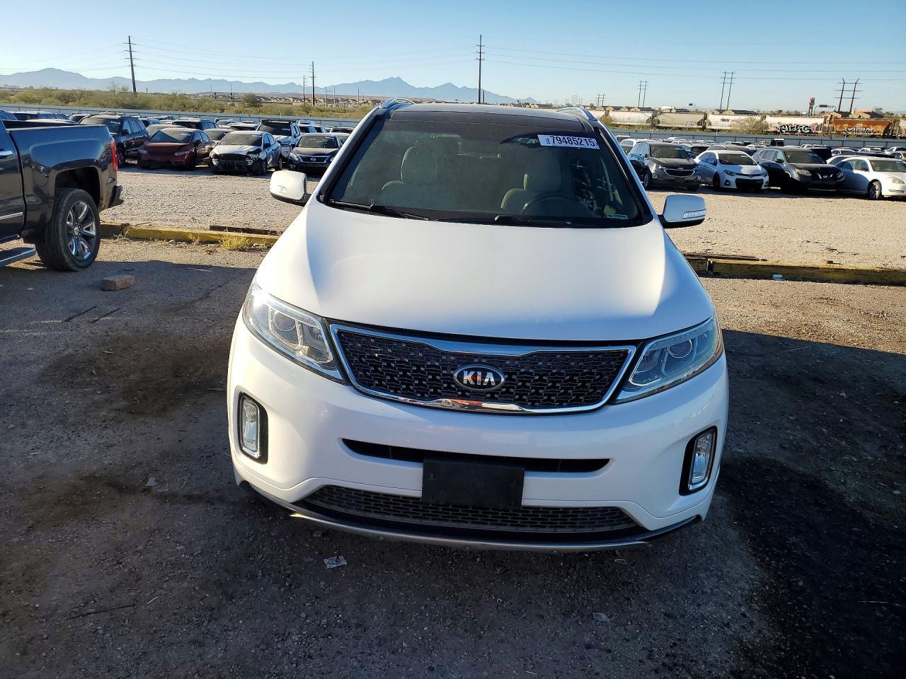 2014 KIA SORENTO