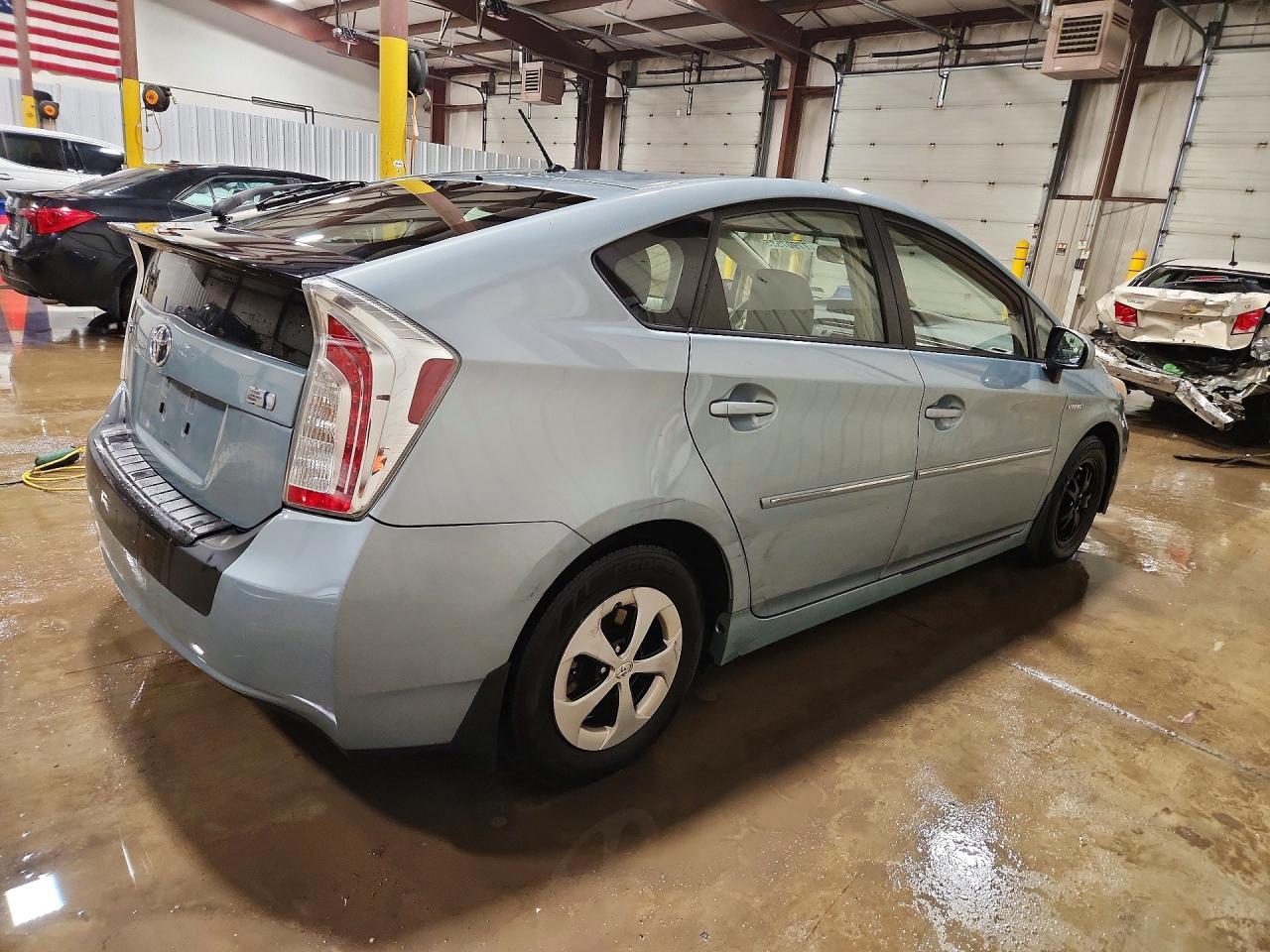 2012 TOYOTA PRIUS