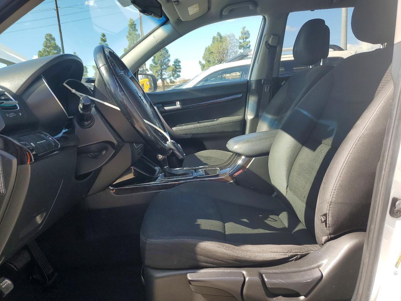 2015 KIA SORENTO