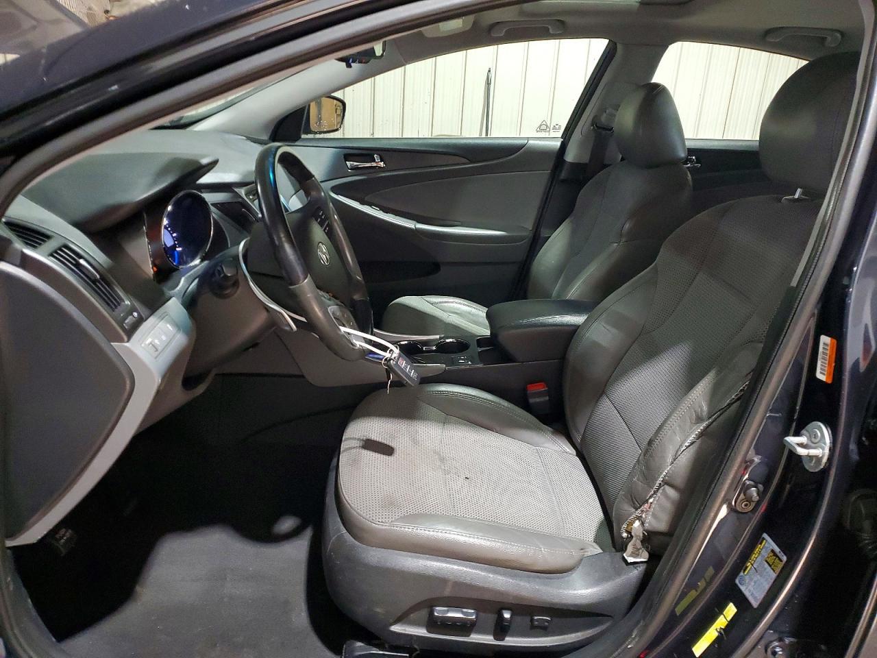 2013 HYUNDAI SONATA
