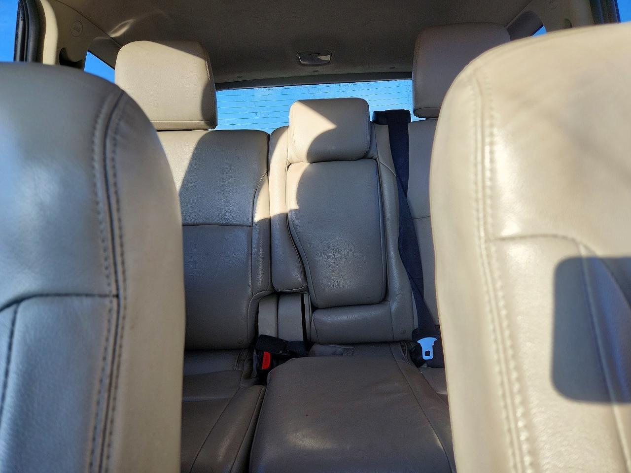 2011 MITSUBISHI outlander