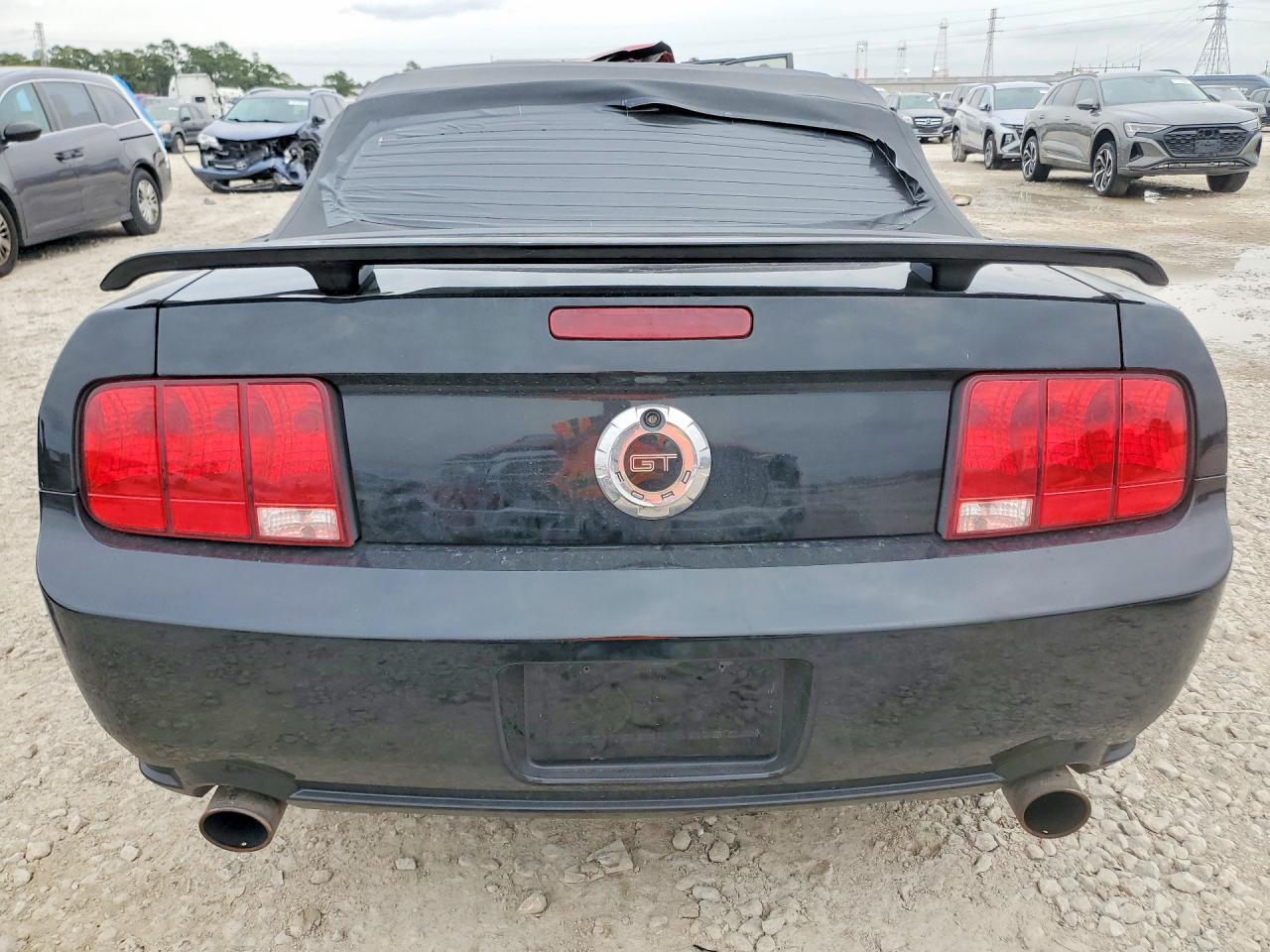 2006 FORD MUSTANG
