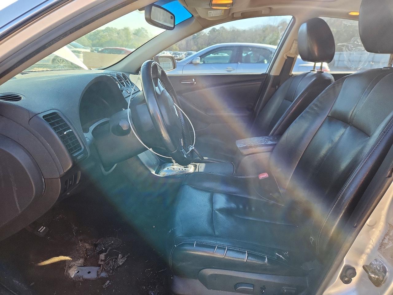 2010 NISSAN ALTIMA