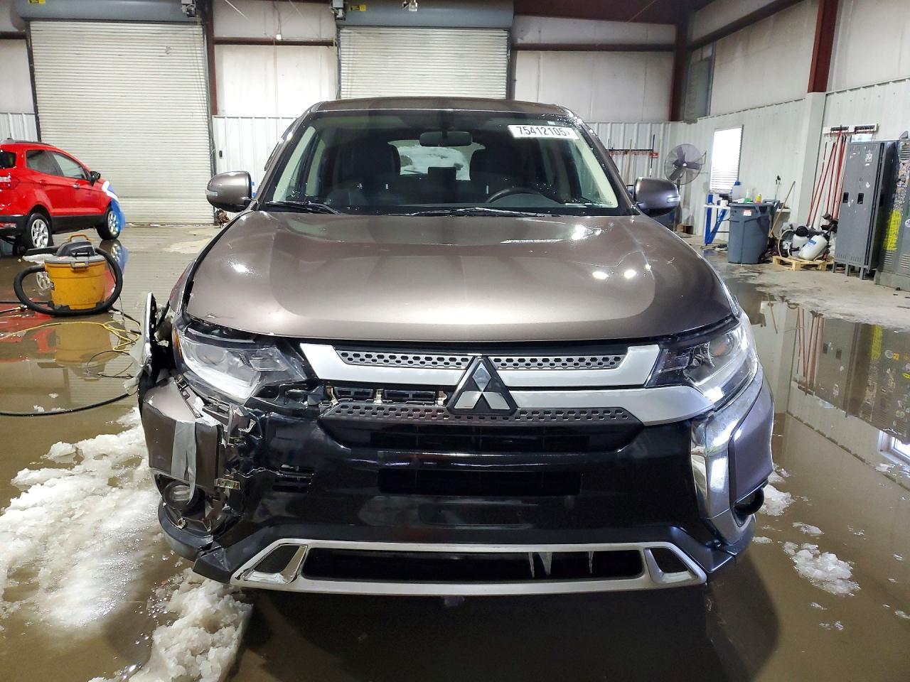 2019 MITSUBISHI outlander