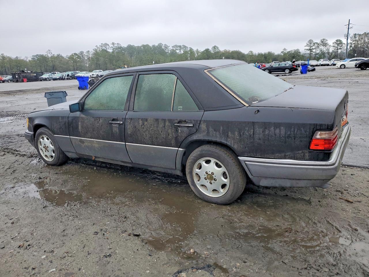 1995 MERCEDES-BENZ E-Class