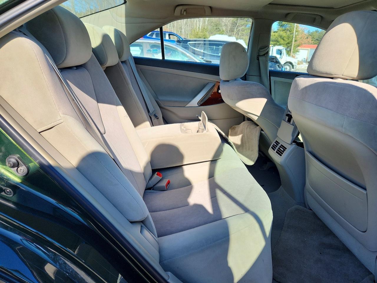2010 TOYOTA CAMRY