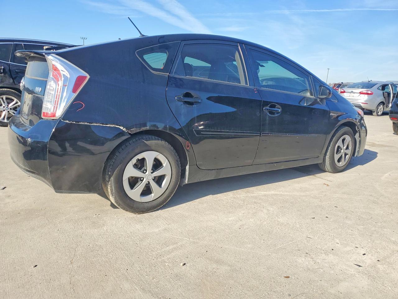 2015 TOYOTA PRIUS