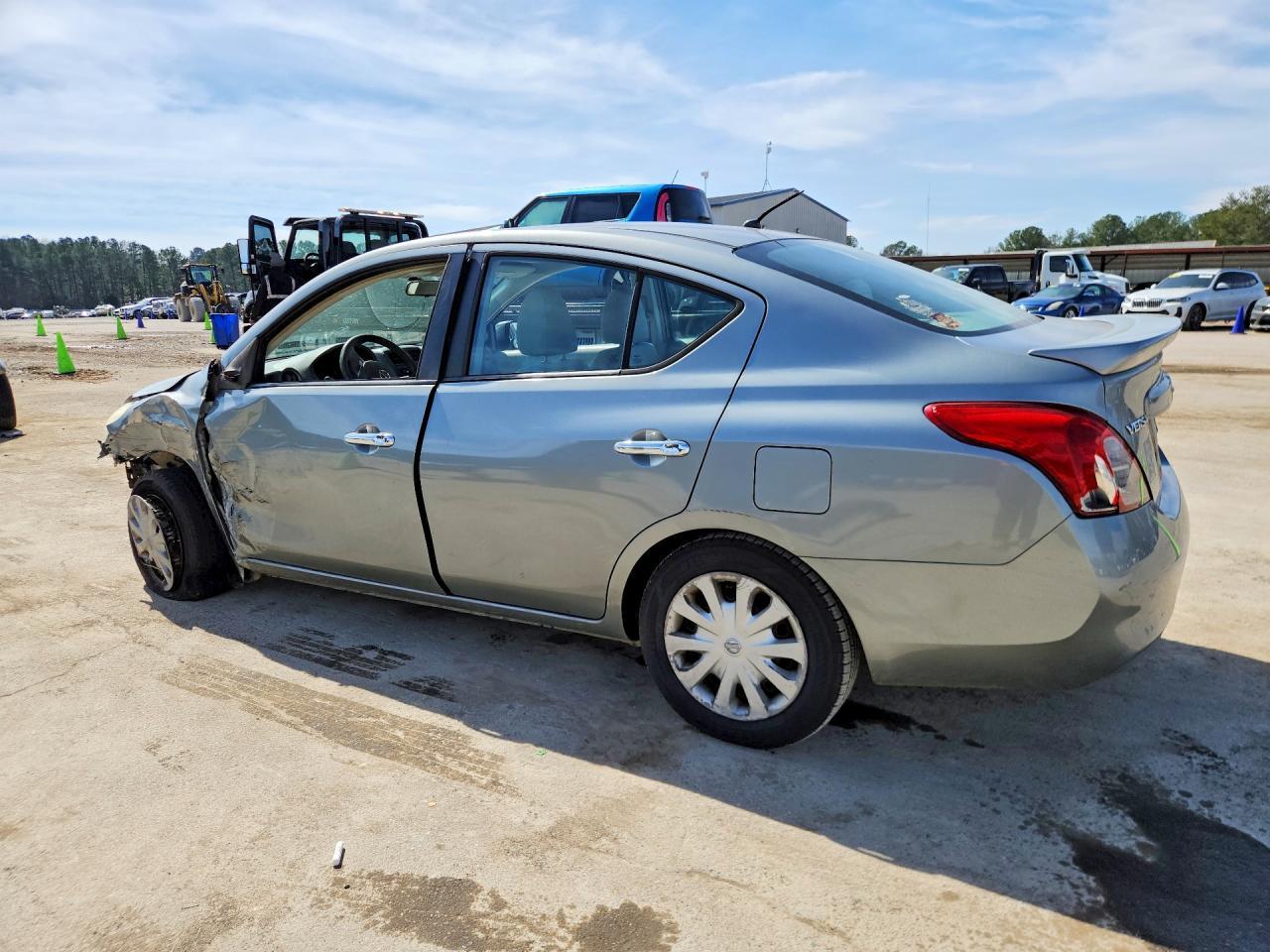 2013 NISSAN