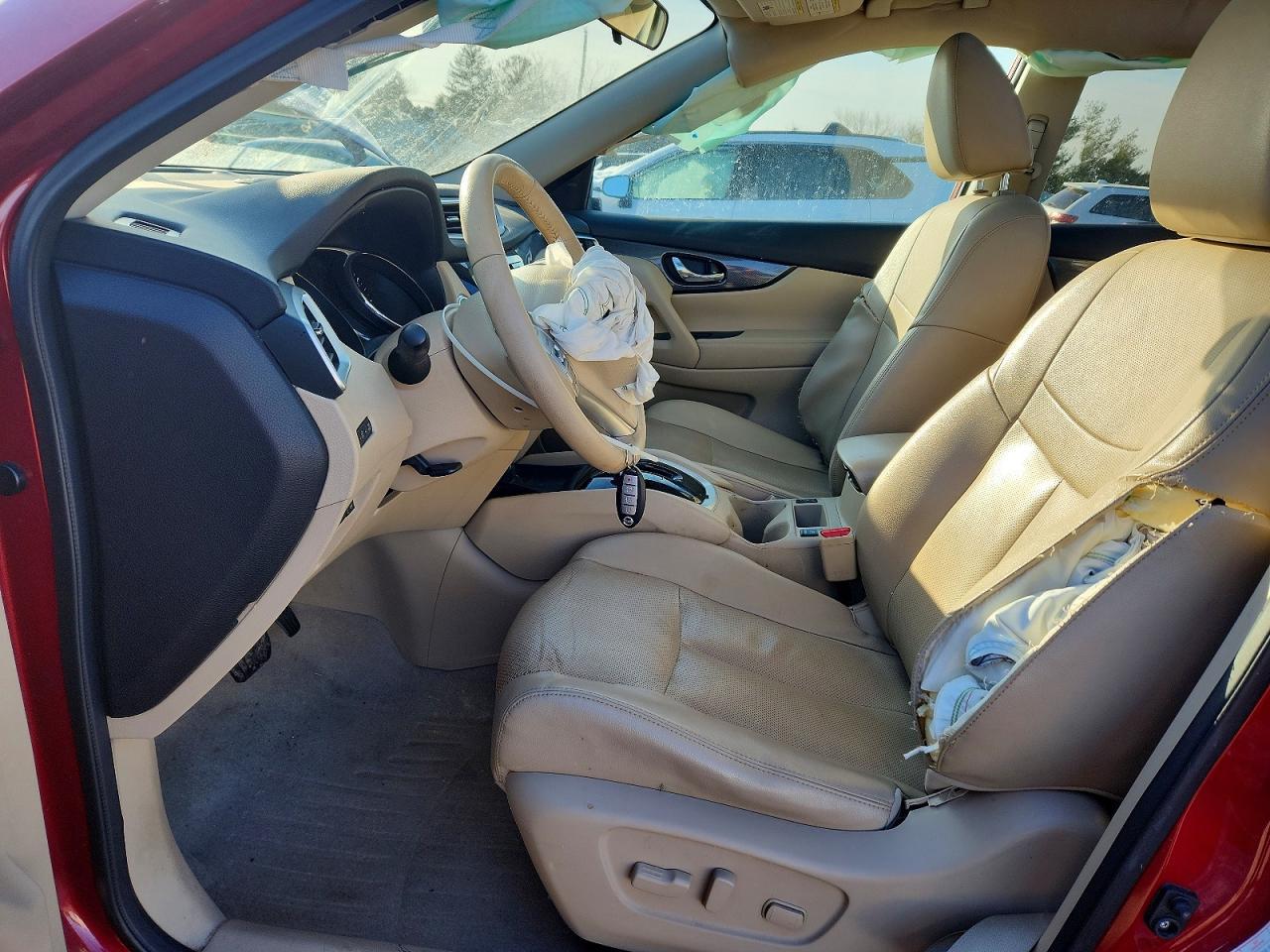 2015 NISSAN ROGUE