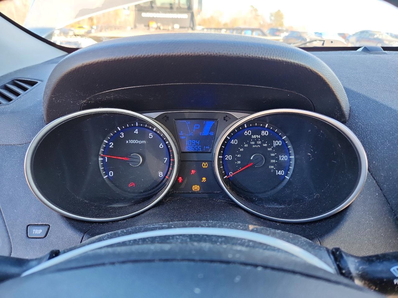 2010 HYUNDAI TUCSON
