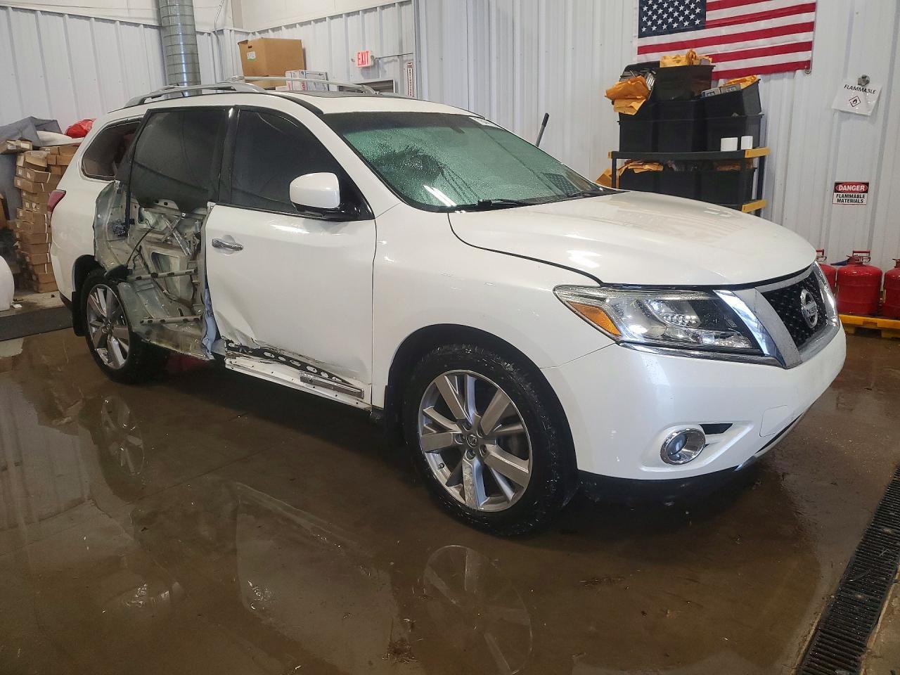 2015 NISSAN PATHFINDER