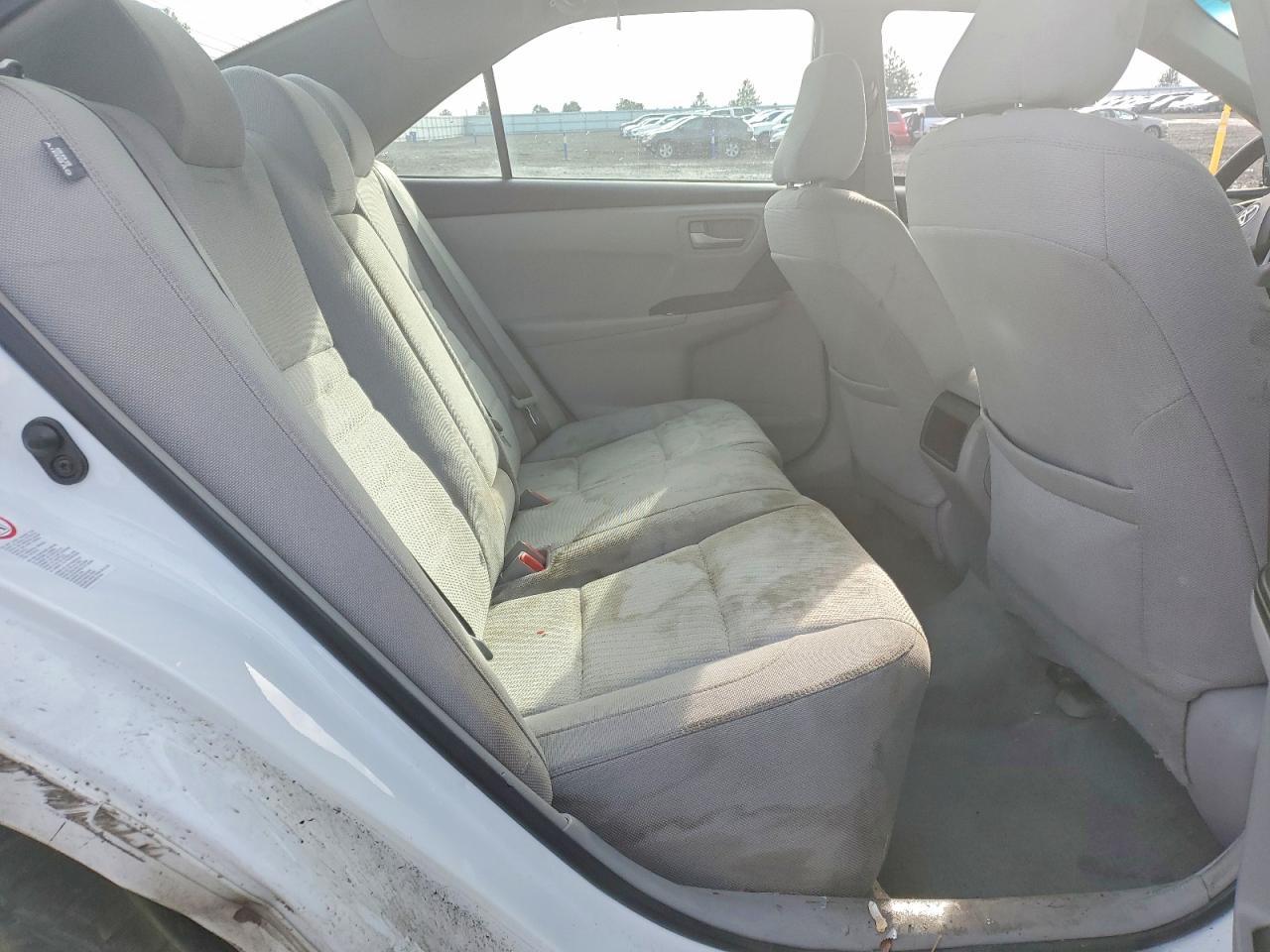 2016 TOYOTA CAMRY