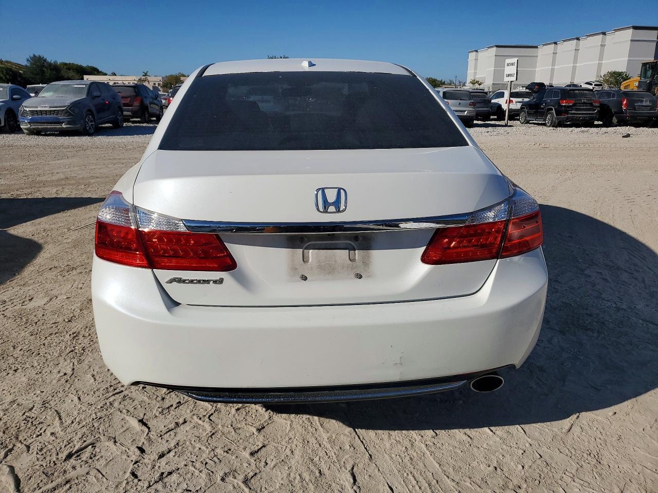 2015 HONDA ACCORD