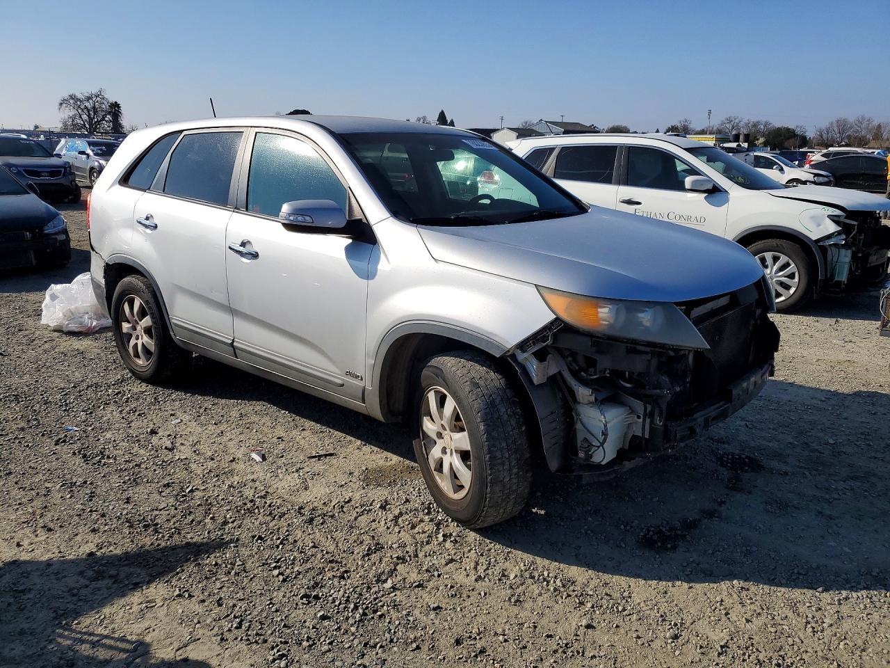 2011 KIA SORENTO