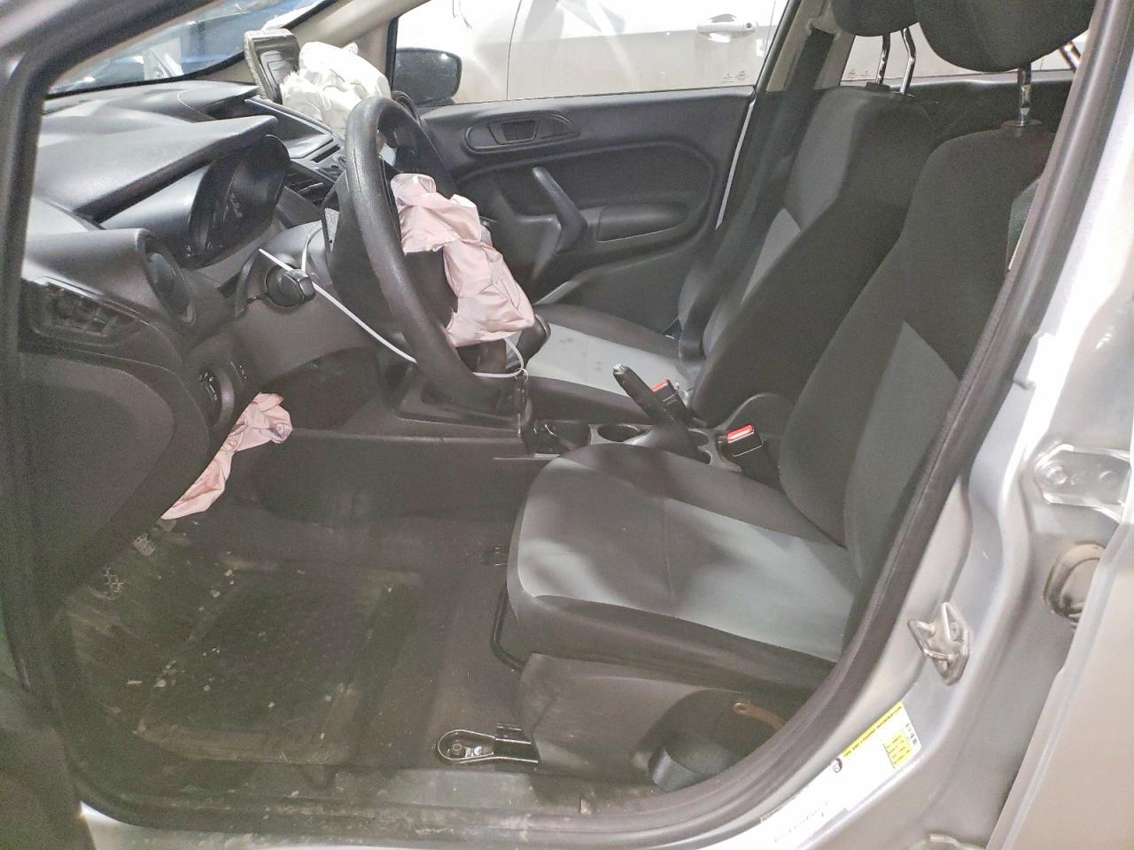 2017 FORD Fiesta